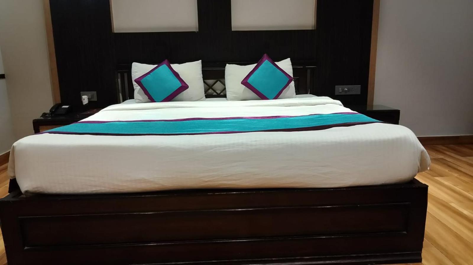 Hotel Little Palace 디브루가르 외부 사진